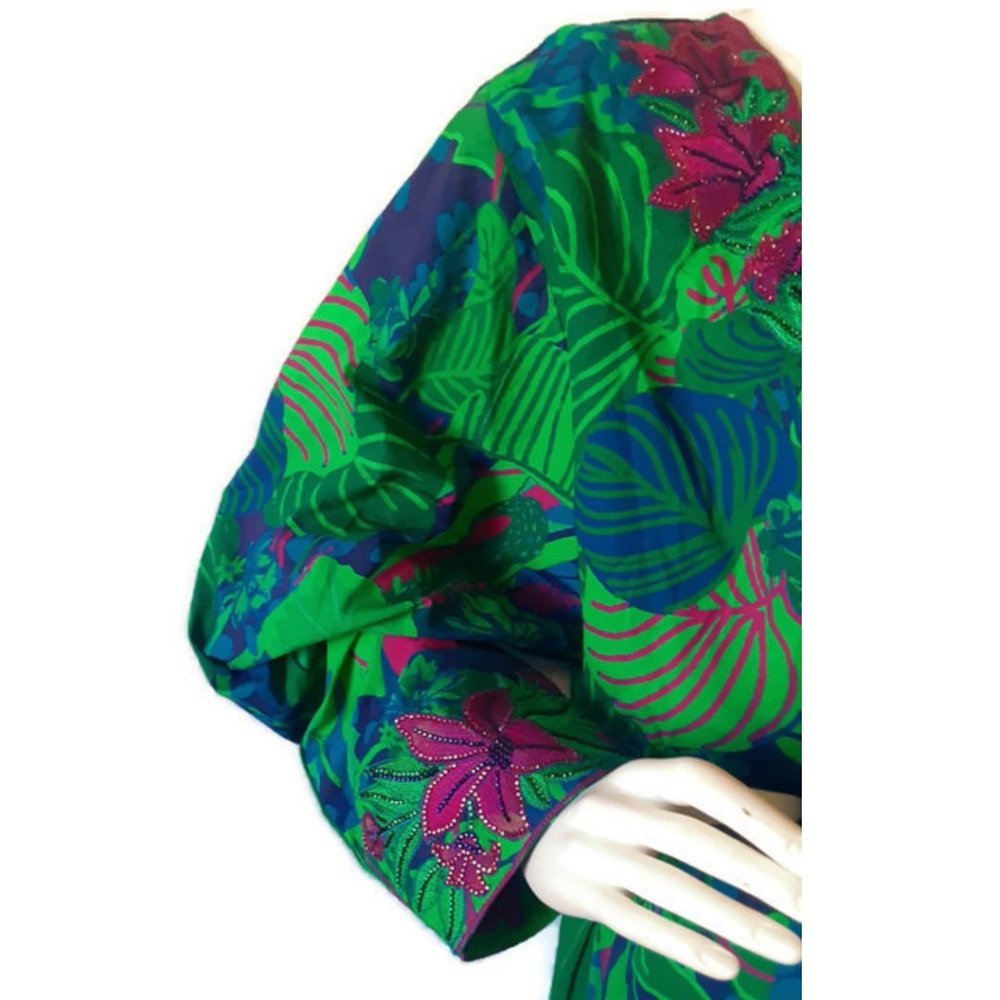 Vibrant Green and Pink Floral Kaftan - Picture 3 of 4